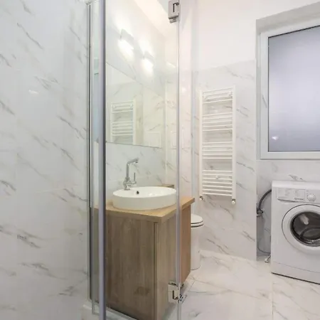 Panaromic View Penthouse In The Heart Of