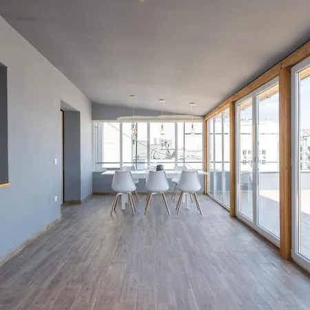 Panaromic View Penthouse In The Heart Of *